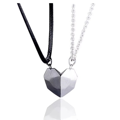2Pcs Magnetic Heart Couple Necklace for Women Men Lover Valentine'S Day Wedding Anniversary Best Friend Party Jewelry Gifts